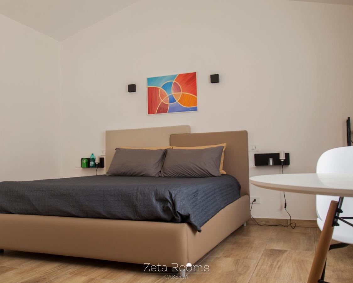 Zeta Rooms Caserte Extérieur photo